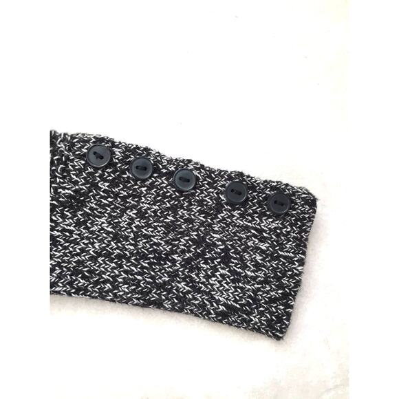 LOFT Size X-Small Sweater‎ Black/White with Buttons on the Cuffs - Picture 3 of 7